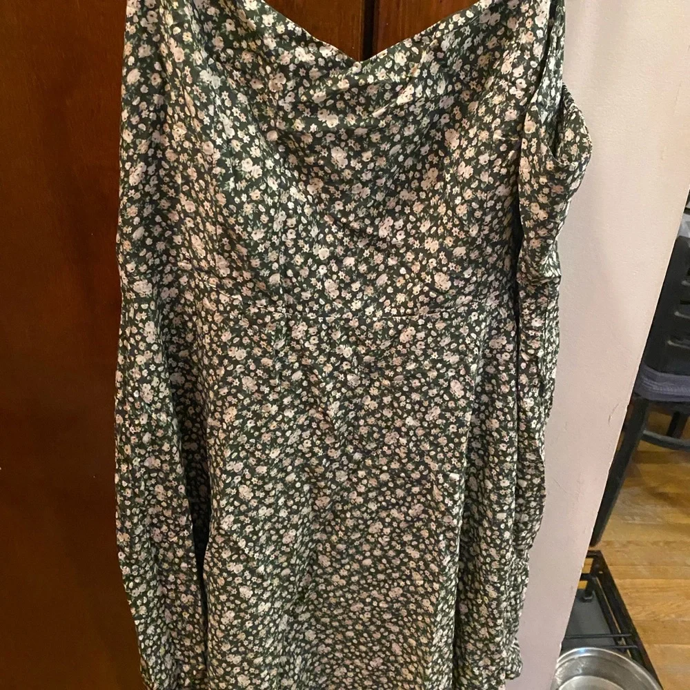 Floral Green Dress - Picture 1 of 2